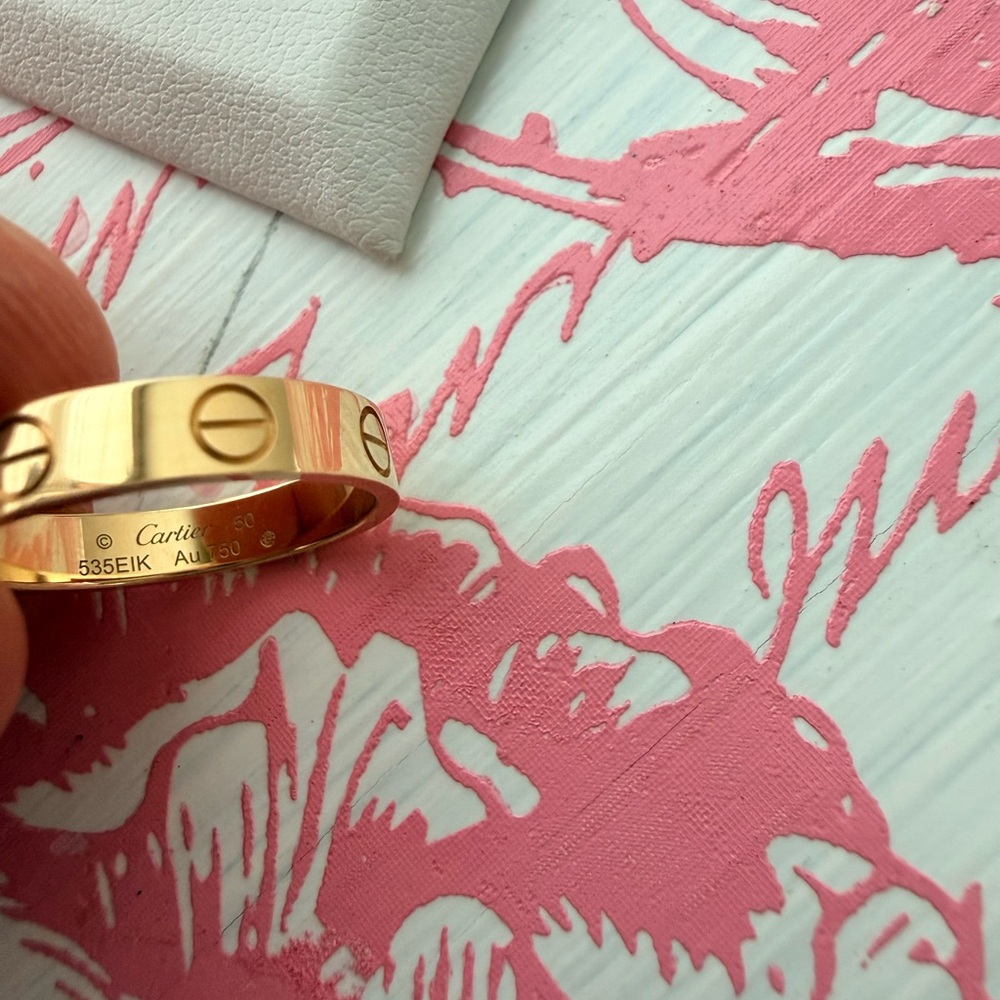 Cartier LOVE Ring Small 18K Yellow Gold Sz 5.25 Full Set - Picture 5 of 11